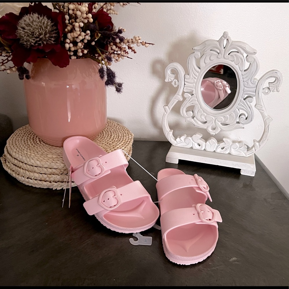 Stoney Clover LN sandals